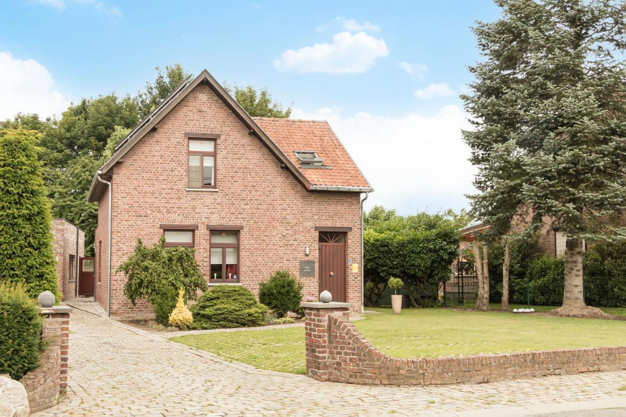 Vakantiewoning Het Oude Laer Bilzen Exteriör bild